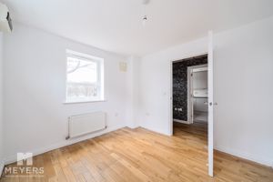 Photo 19- click for photo gallery